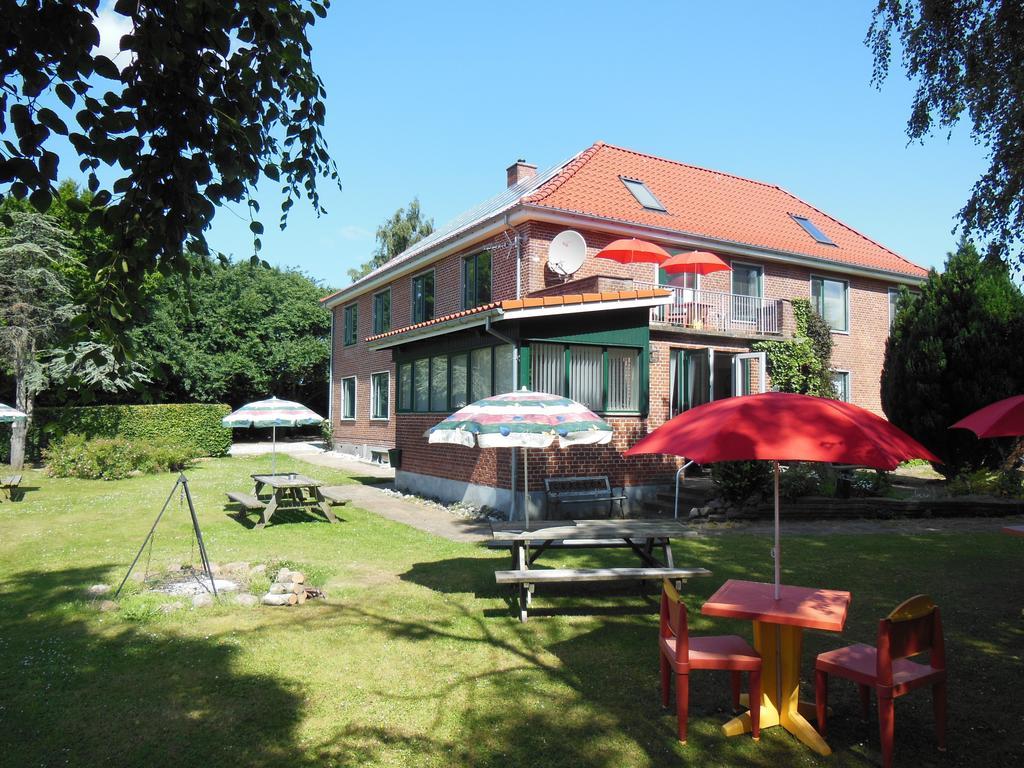 Bed & Breakfast Sirius Glud Exterior foto